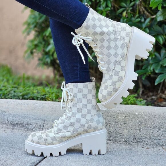 Womens Checkered Lace Up Block Heel Boots - Picture 1 of 6